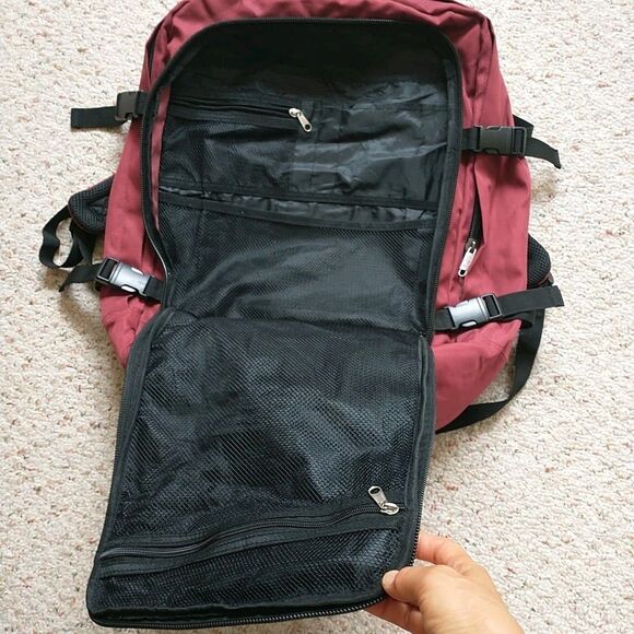 Cabin Max Metz ~30L Hand Luggage Backpack Red Burgundy 50x37x17 cm - Picture 8 of 11